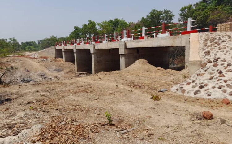 Projet de Construction de Trois(3)  Ponts de la Sous-Préfecture de Samoe, N’Zérékoré.